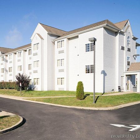 Microtel Inn & Suites By Wyndham Pittsburgh Airport Robinson Township  Exterior photo